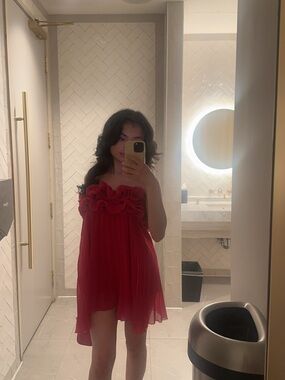 Zara Dark Pink Elegant Pleated Ruffled Mini Dress with Flower Details - XS